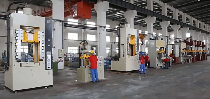 hydraulic press operation