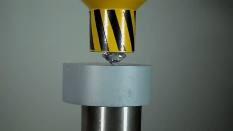 hydraulic press machine crush diamond
